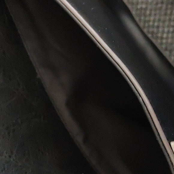 *sale 🌸Vintage Western Bueno Black Shoulder Bag 7 Pockets 13" L × 9" H × 3.5" W - Picture 7 of 9